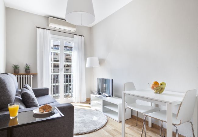 Apartamento en Barcelona ciudad - Rambla Catalunya 1d terraza