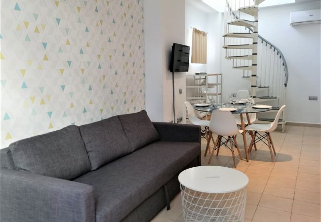 Ferienwohnung in Valencia ciudad - Coroa del Mar Duplex Medio